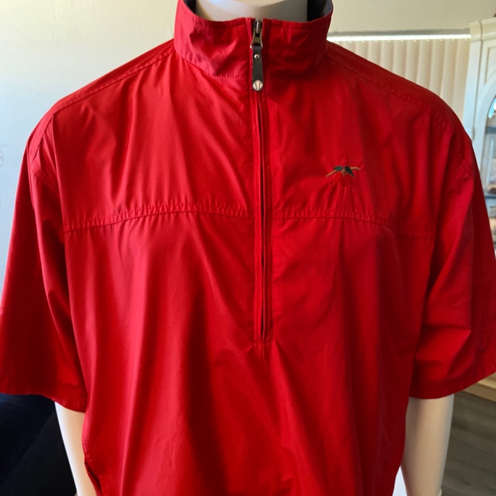 Awesome mens large Sunice golf jacket from Cherry Hills County Club